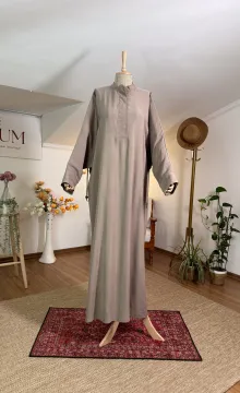 TENCEL KUMAŞ BÜZGÜ DETAYLI ELBİSE VİZON TENCEL KUMAŞ BÜZGÜ DETAYLI ELBİSE VİZON